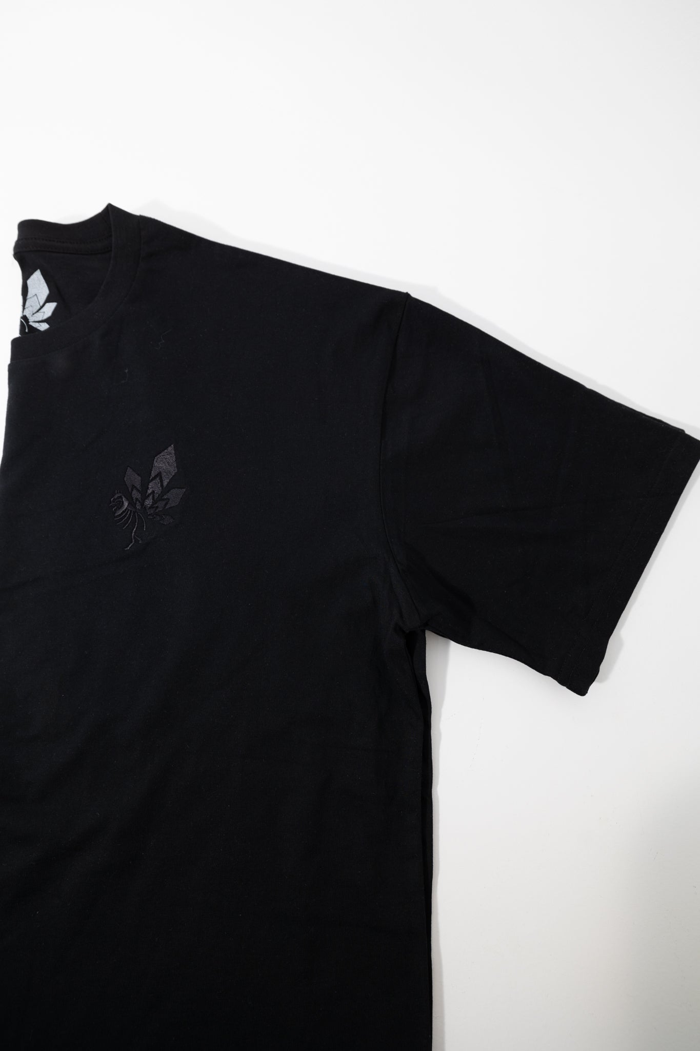 Naturals -  Black Premium Tee